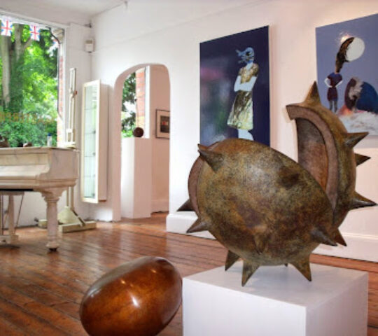 Modern Artists Gallery