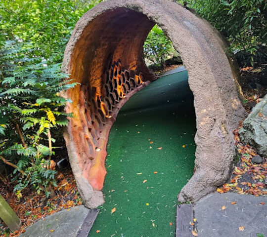 Forgotten garden crazy golf