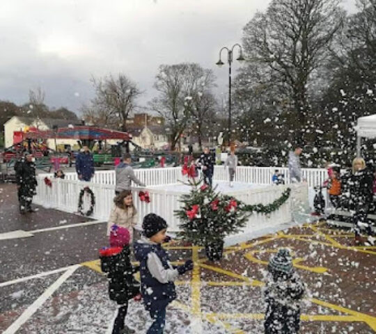 Mobile ice rinks uk
