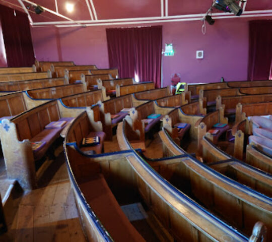 Tolmen Centre